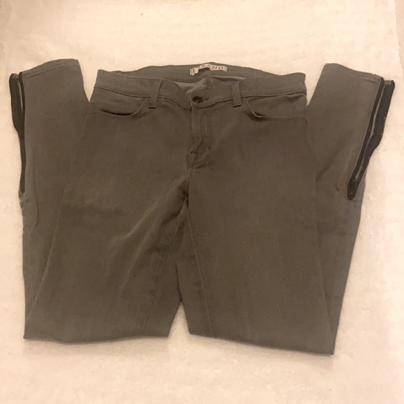 J Brand Gotham Skinny Jeans - Picture 8 of 10